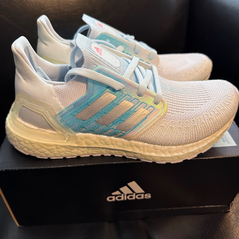 Adidas UltraBOOST 20 W Running Shoes White Silver Sky Women's US 6 FV8336 NIB